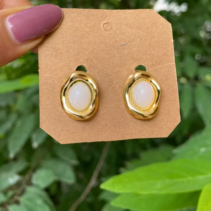The Cleo Studs