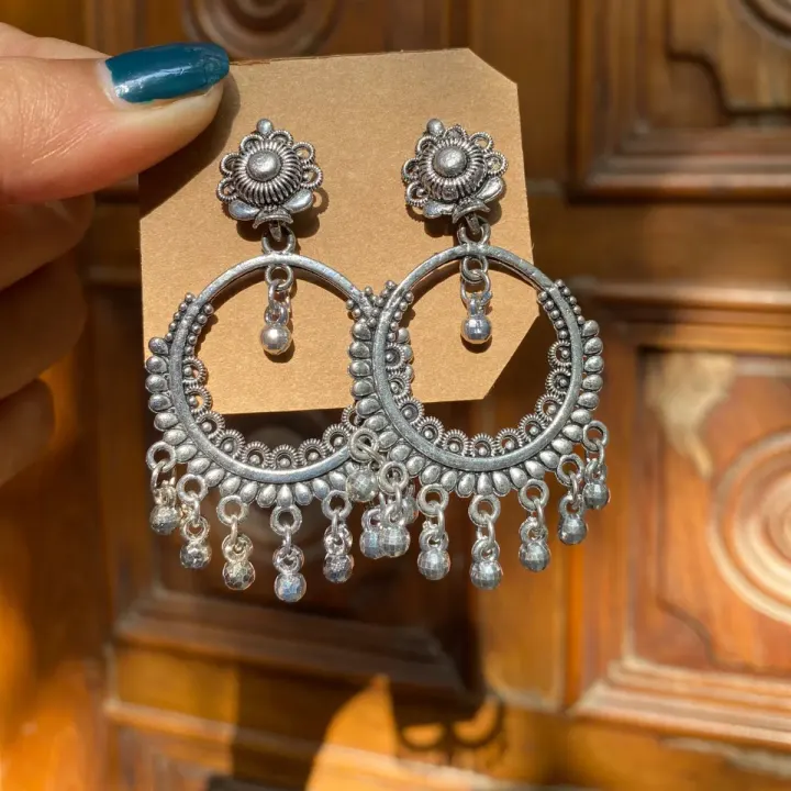 Daily wear earings