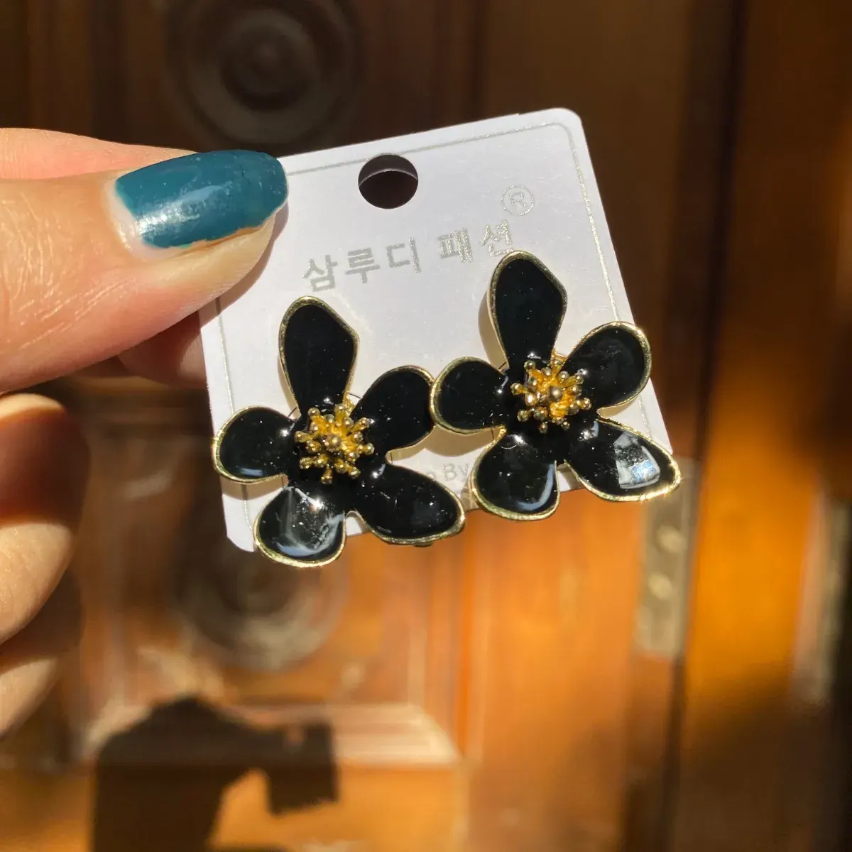 Black Flower Studs