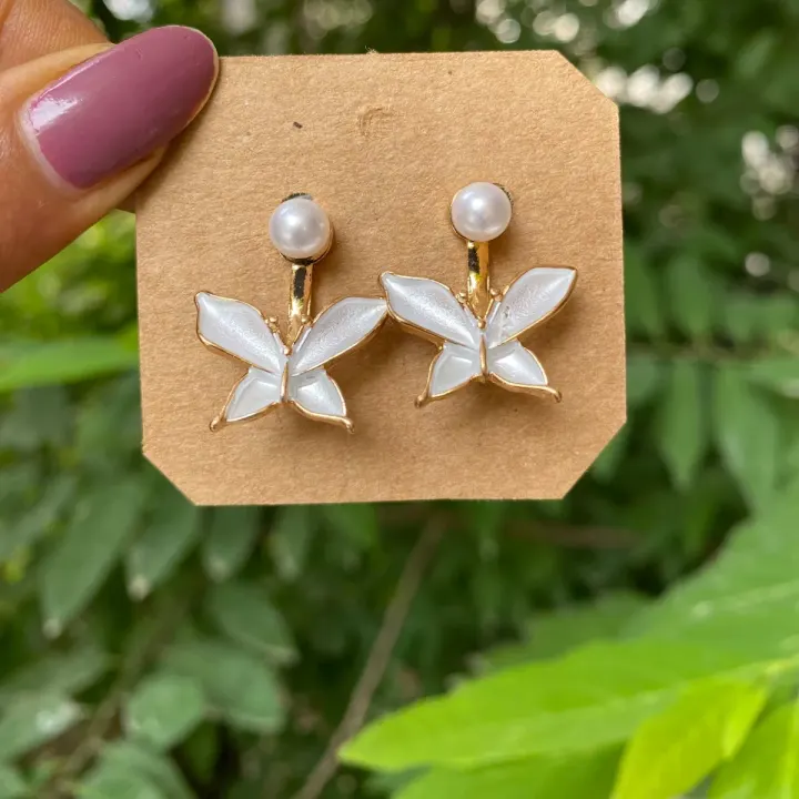 White Butterfly Pearl Earings