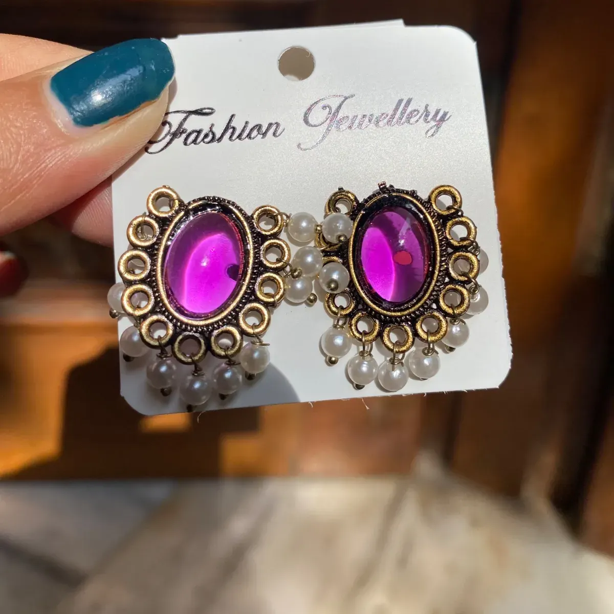 Traditional Purple Oval Shaped Earing