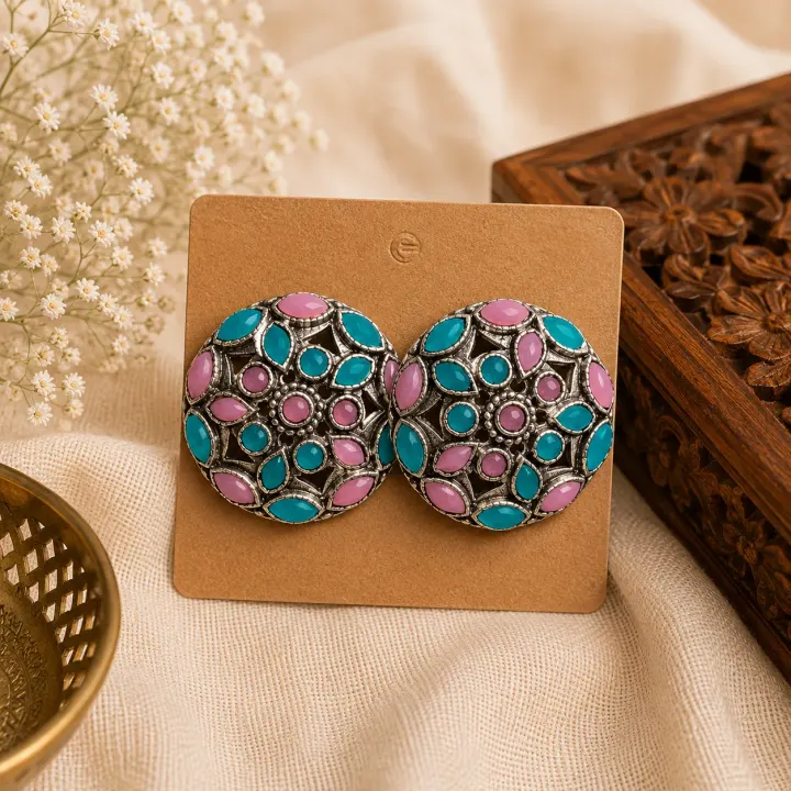 Kavya studs
