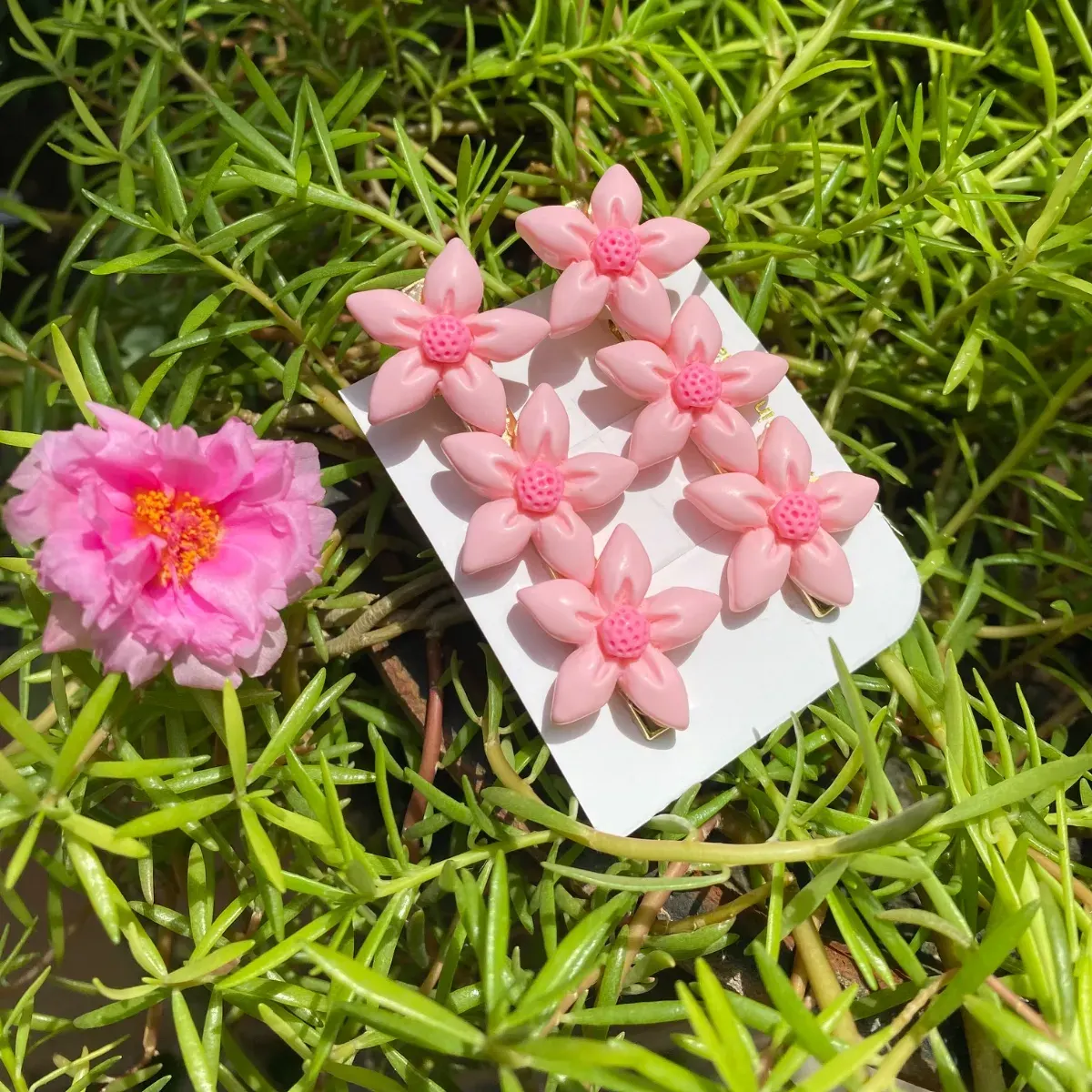 Flower clip