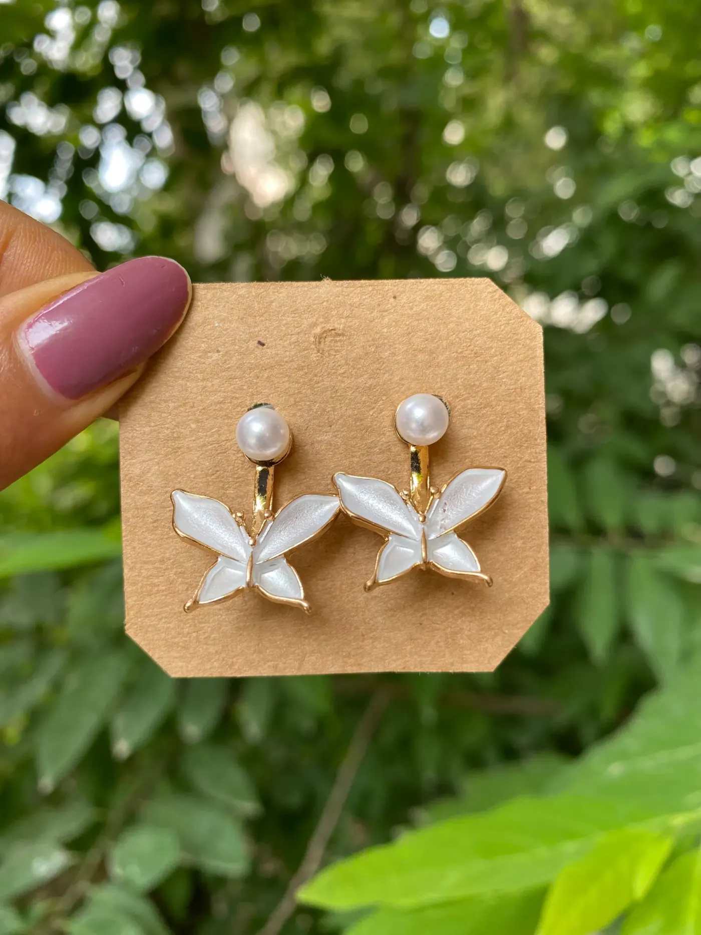 Butterfly White Pearl Earing