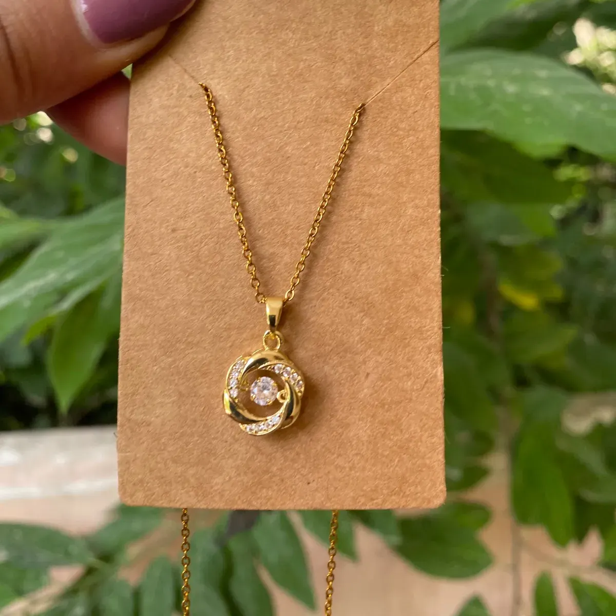 Swirl Interlocking  Neckpiece